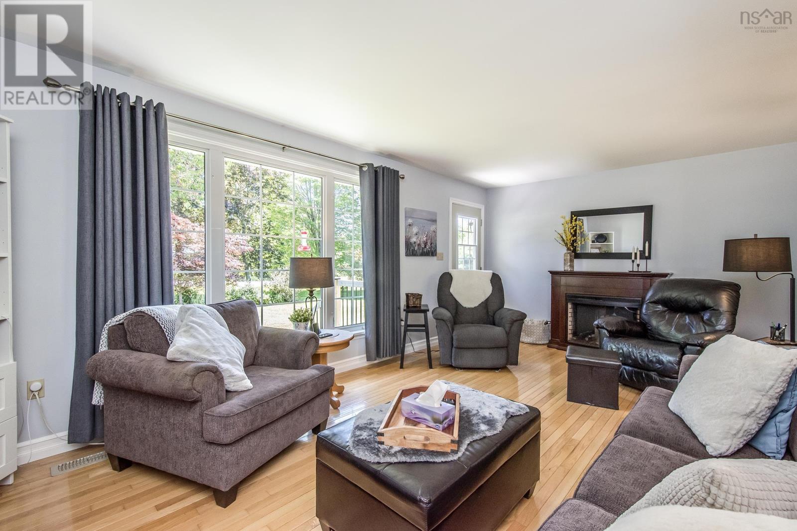 255 Virginia Road - 11