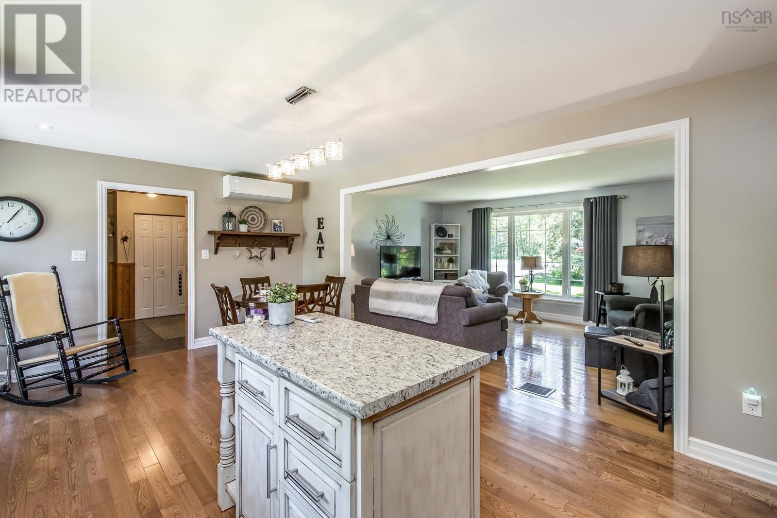 255 Virginia Road - 15