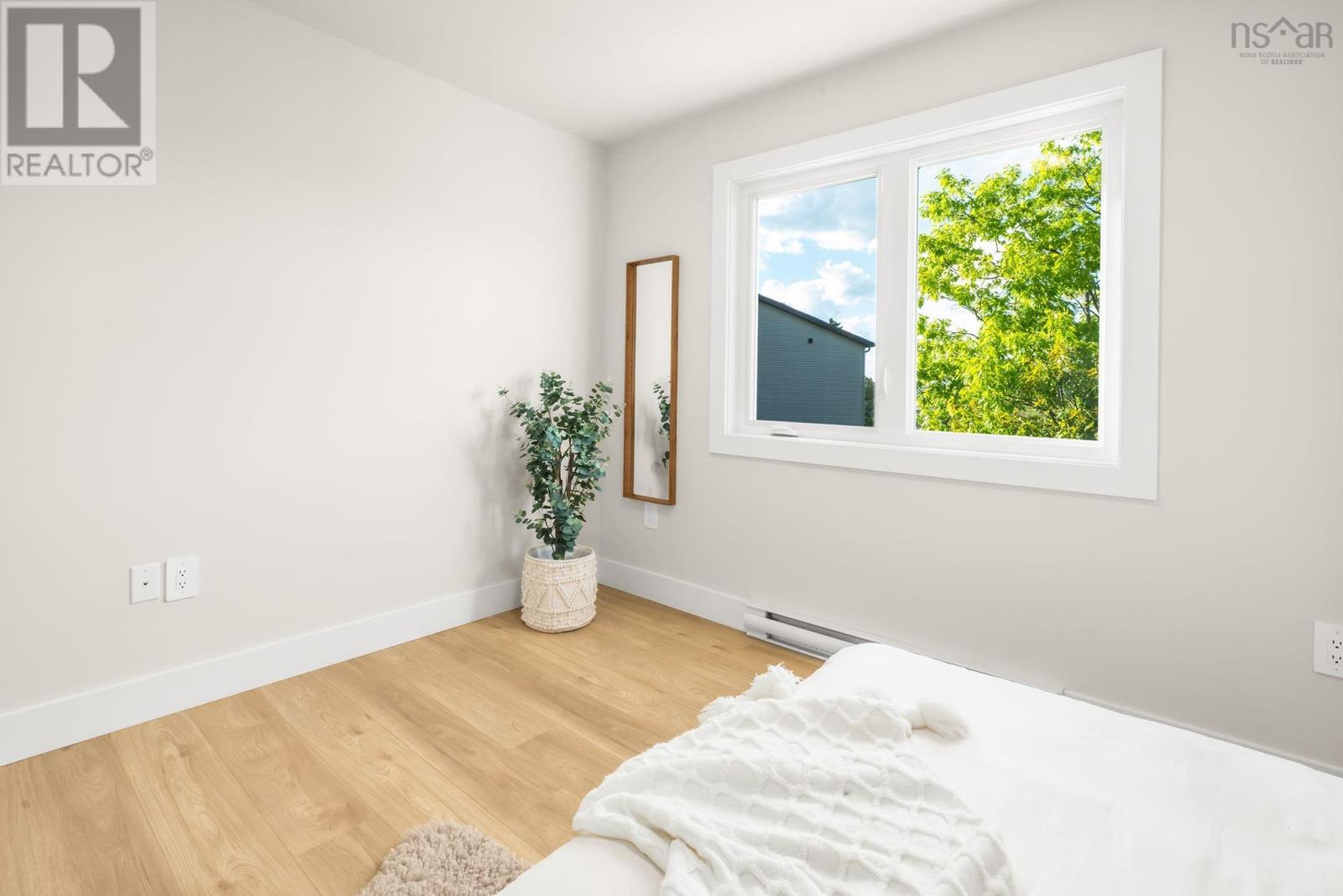 38 Swivel Court - 36