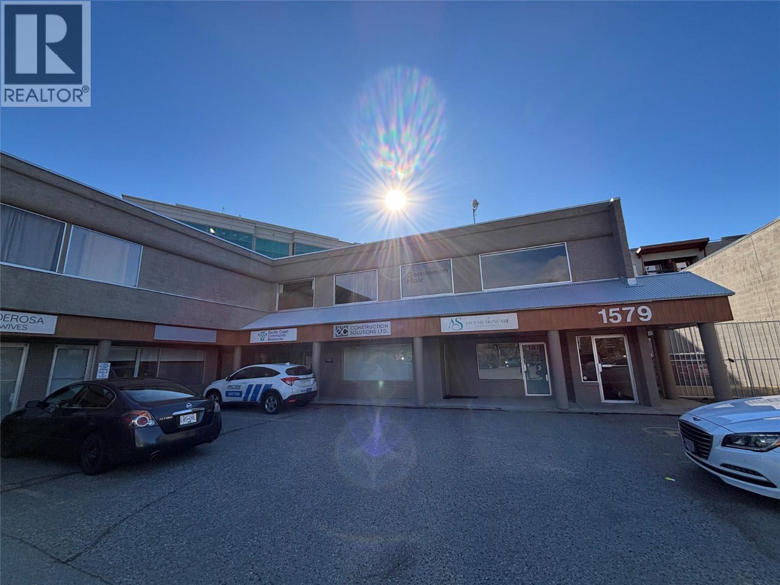 204/206 1579 Sutherland Avenue, Kelowna