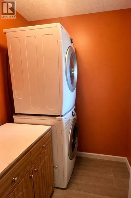 MAIN FLOOR LAUNDRY
