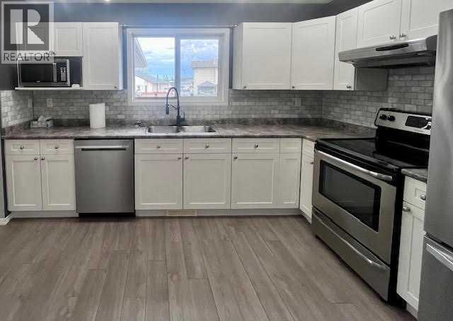 132 MAURER Drive - photo 2