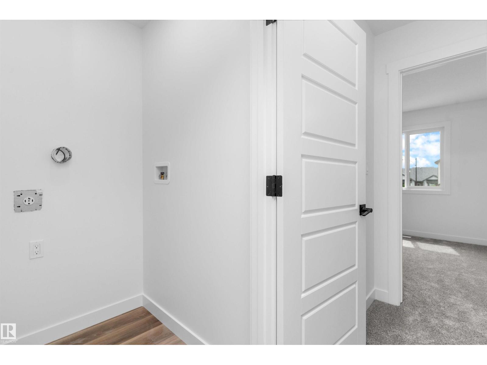 20615 43 AV NW — photo 28