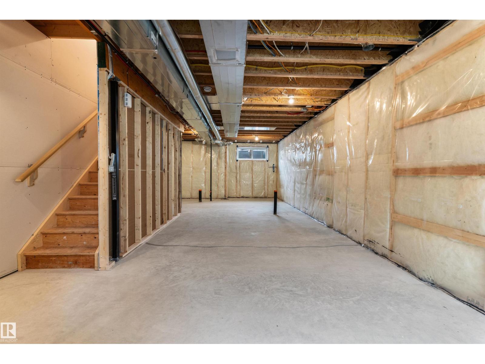 20615 43 AV NW - 35