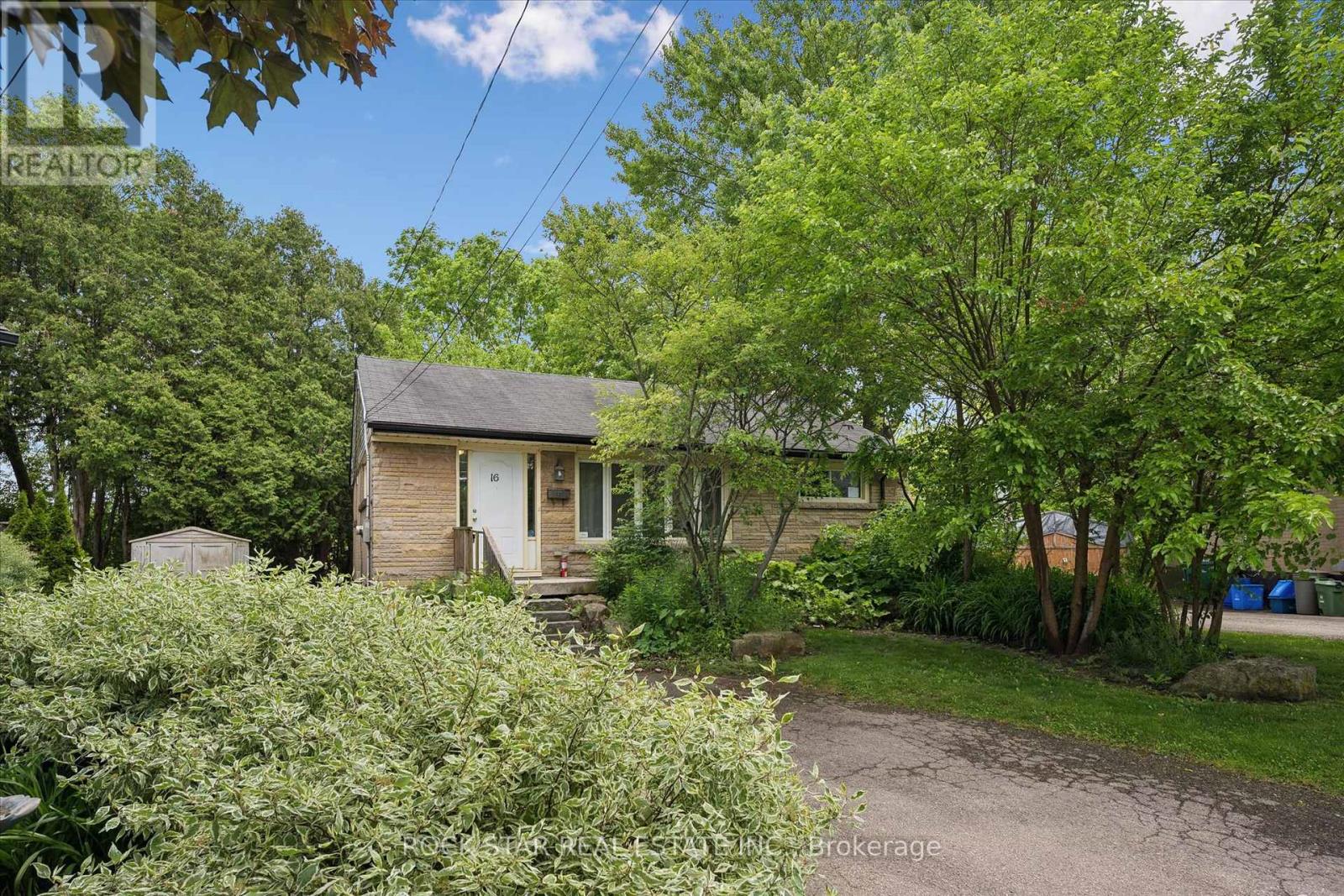16 BEAUCOURT PLACE - 2