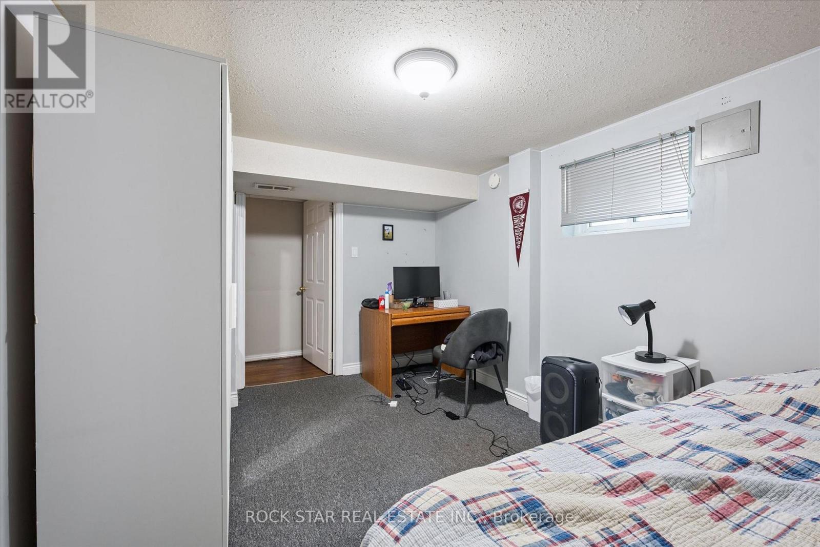 16 BEAUCOURT PLACE - 25
