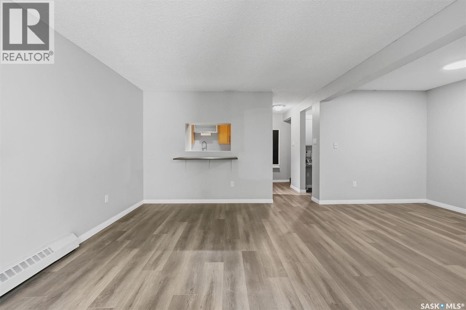7 103 Powe STREET — photo 8