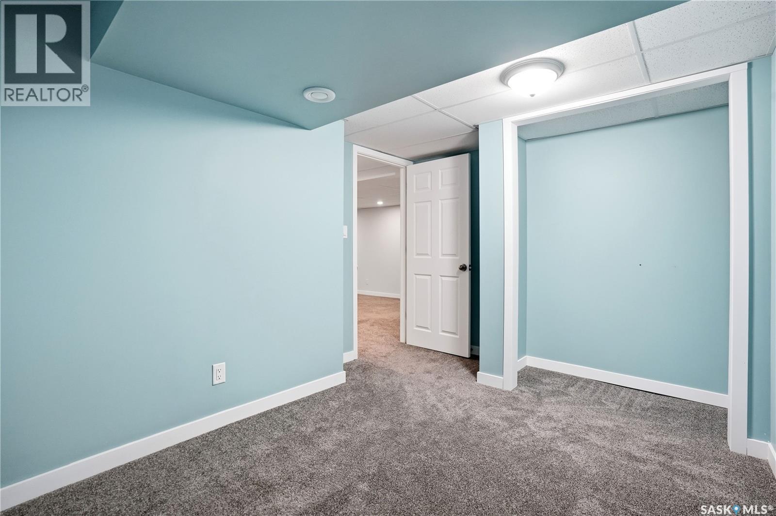 30 Straub CRESCENT — photo 30