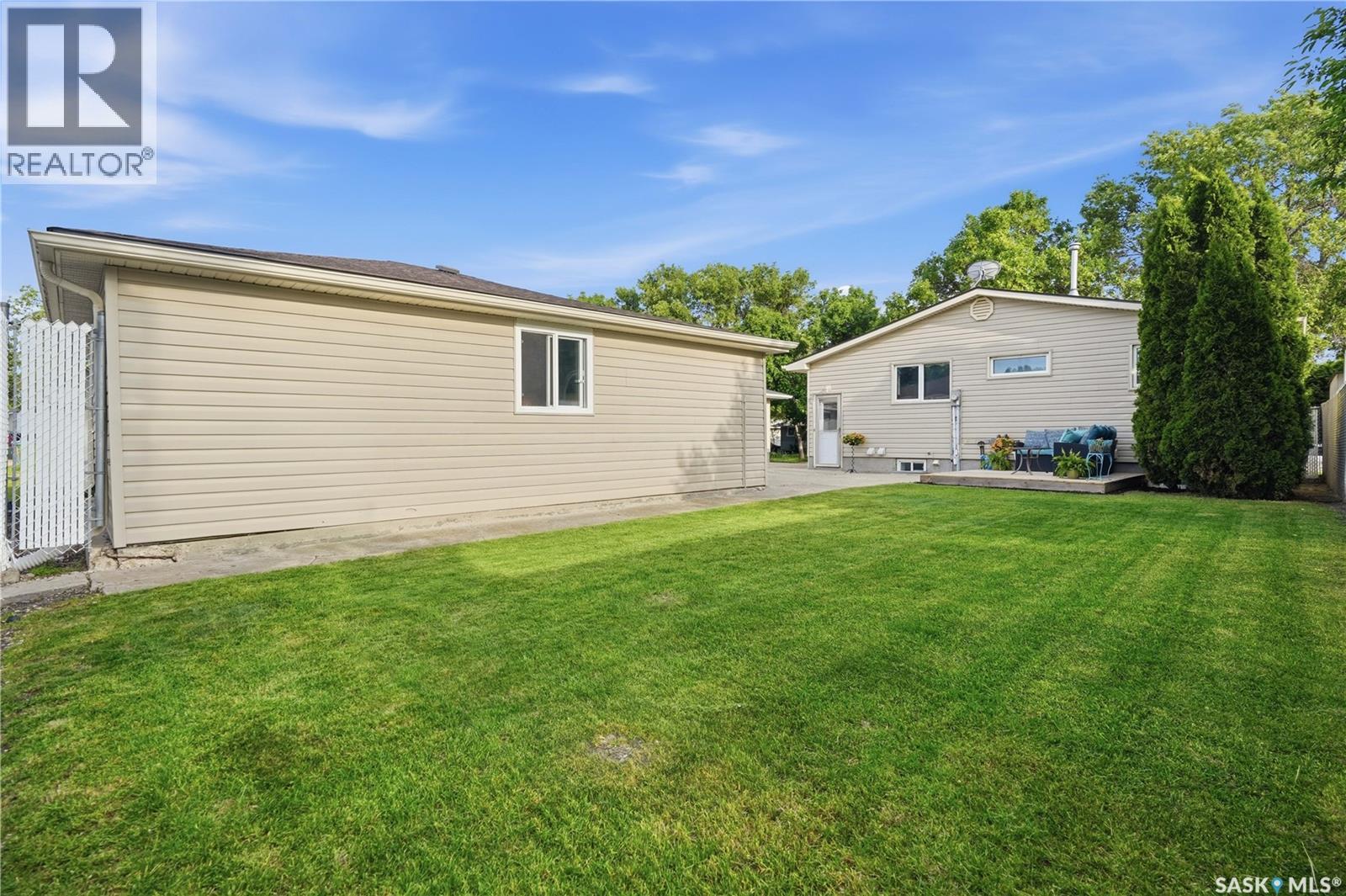 30 Straub CRESCENT — photo 43