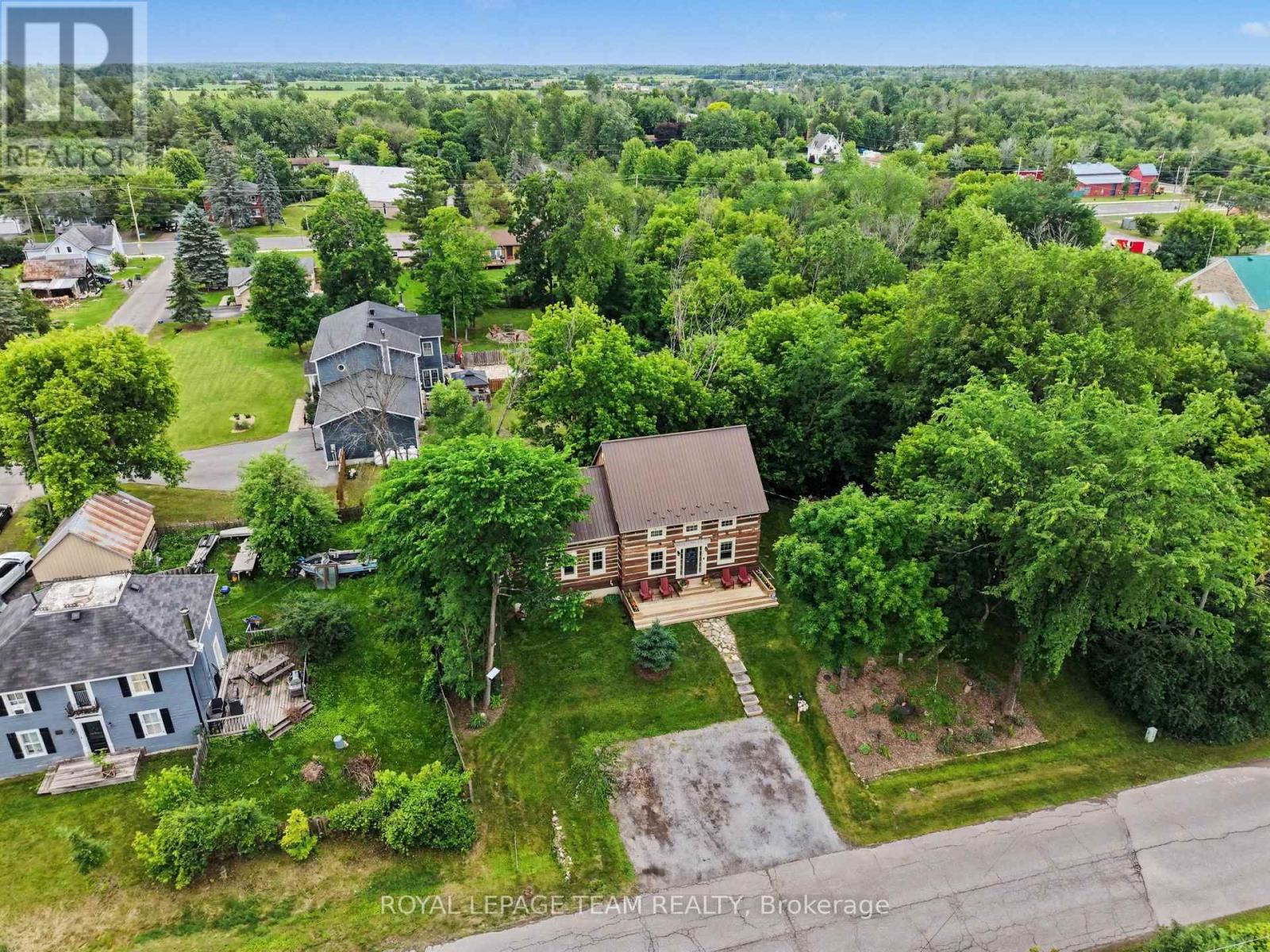 3 Bed, 2 Bath House for Sale in Ottawa – 140 CREEK DRIVE, Ottawa – MLS# X13458466 - Image 42