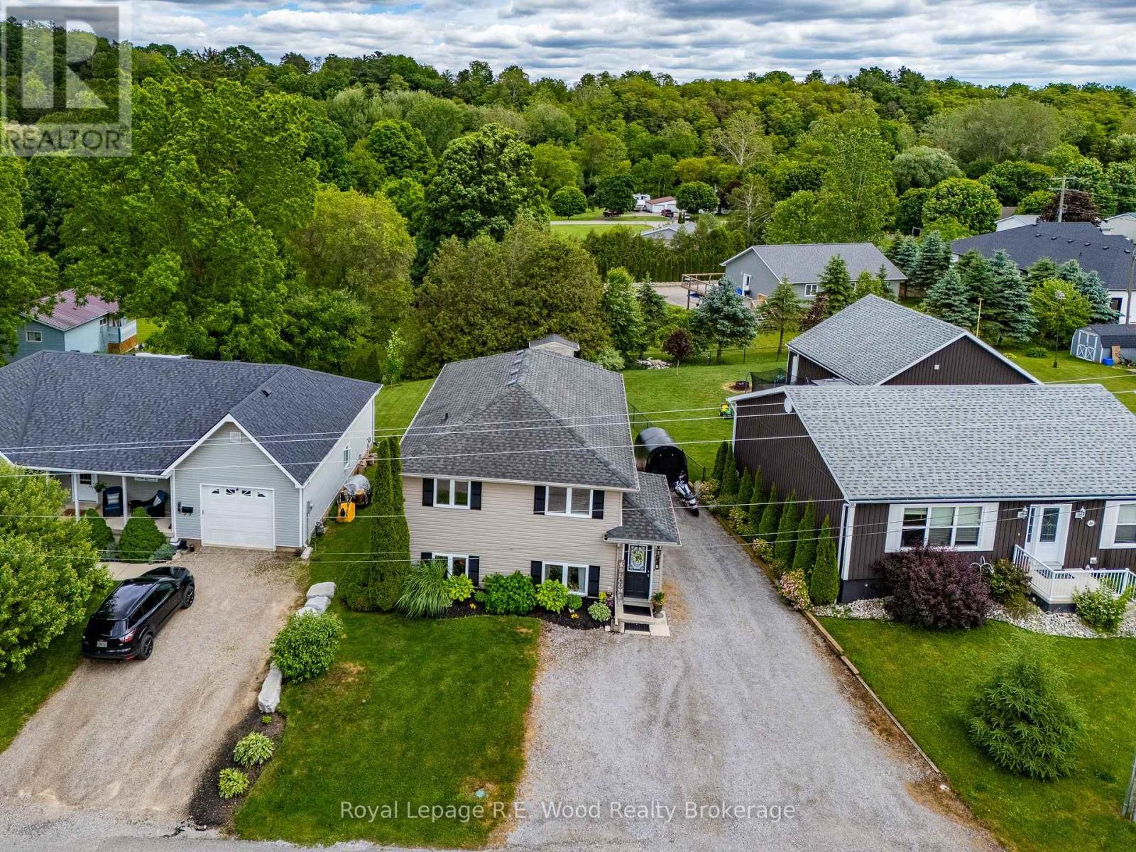 46 OAK STREET - 34