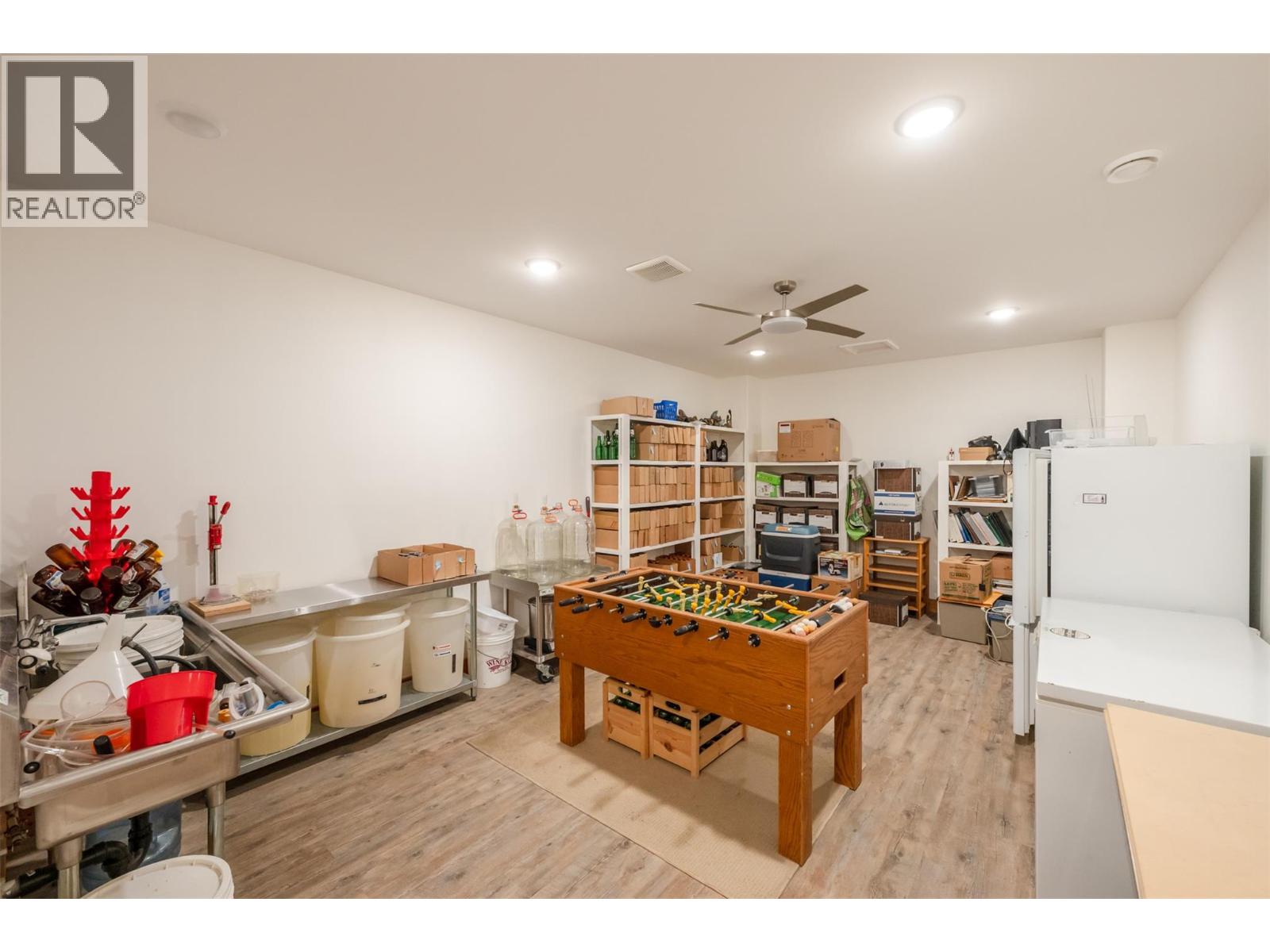 935 Eagle Place - 73