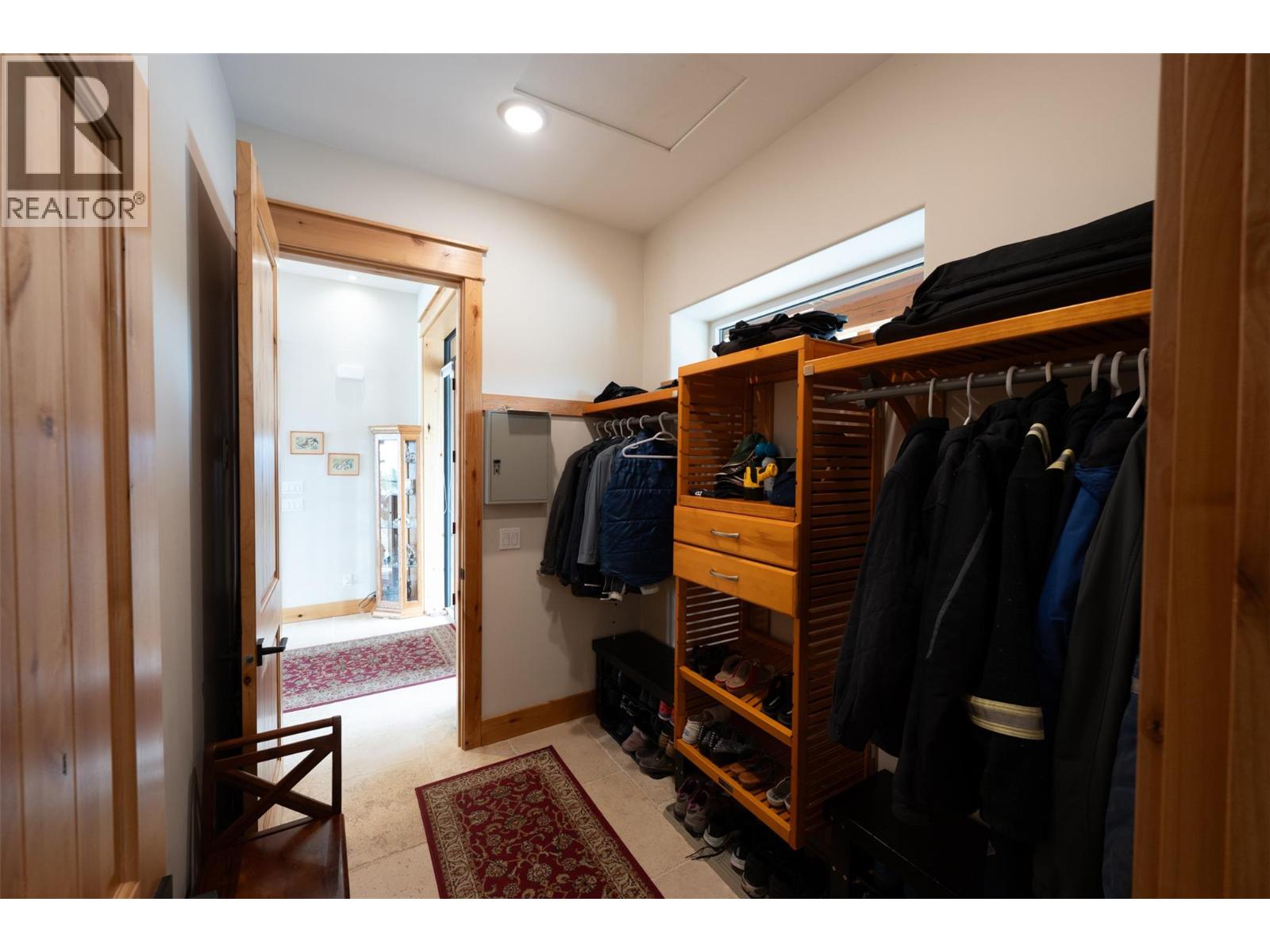935 Eagle Place - 34