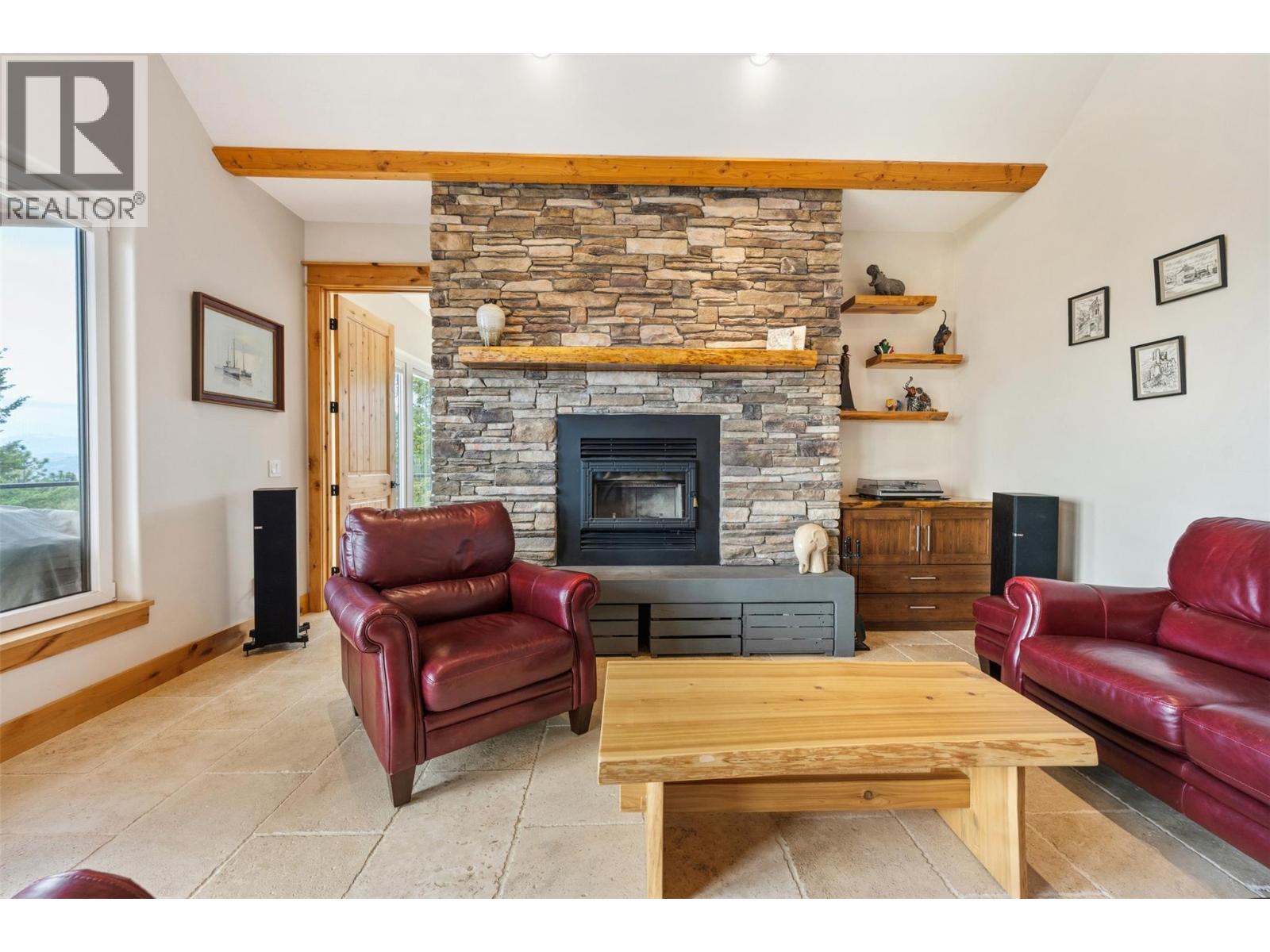 935 Eagle Place - 9