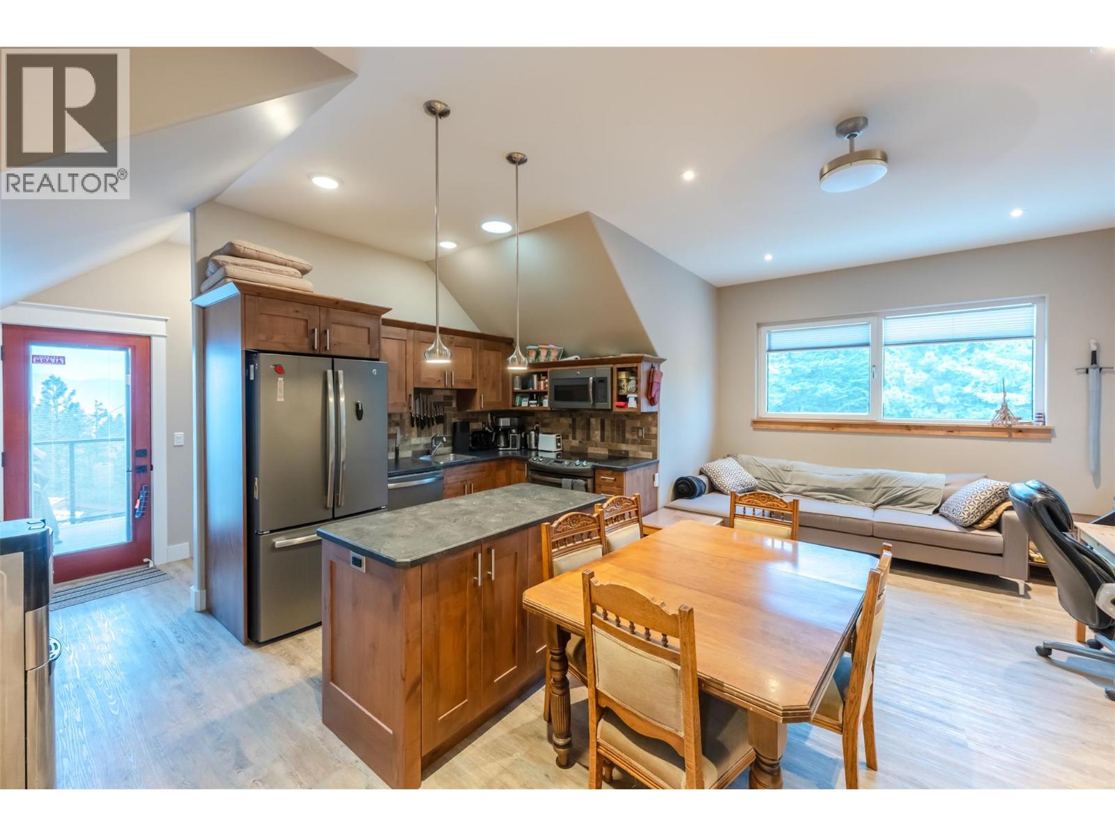 935 Eagle Place - 44