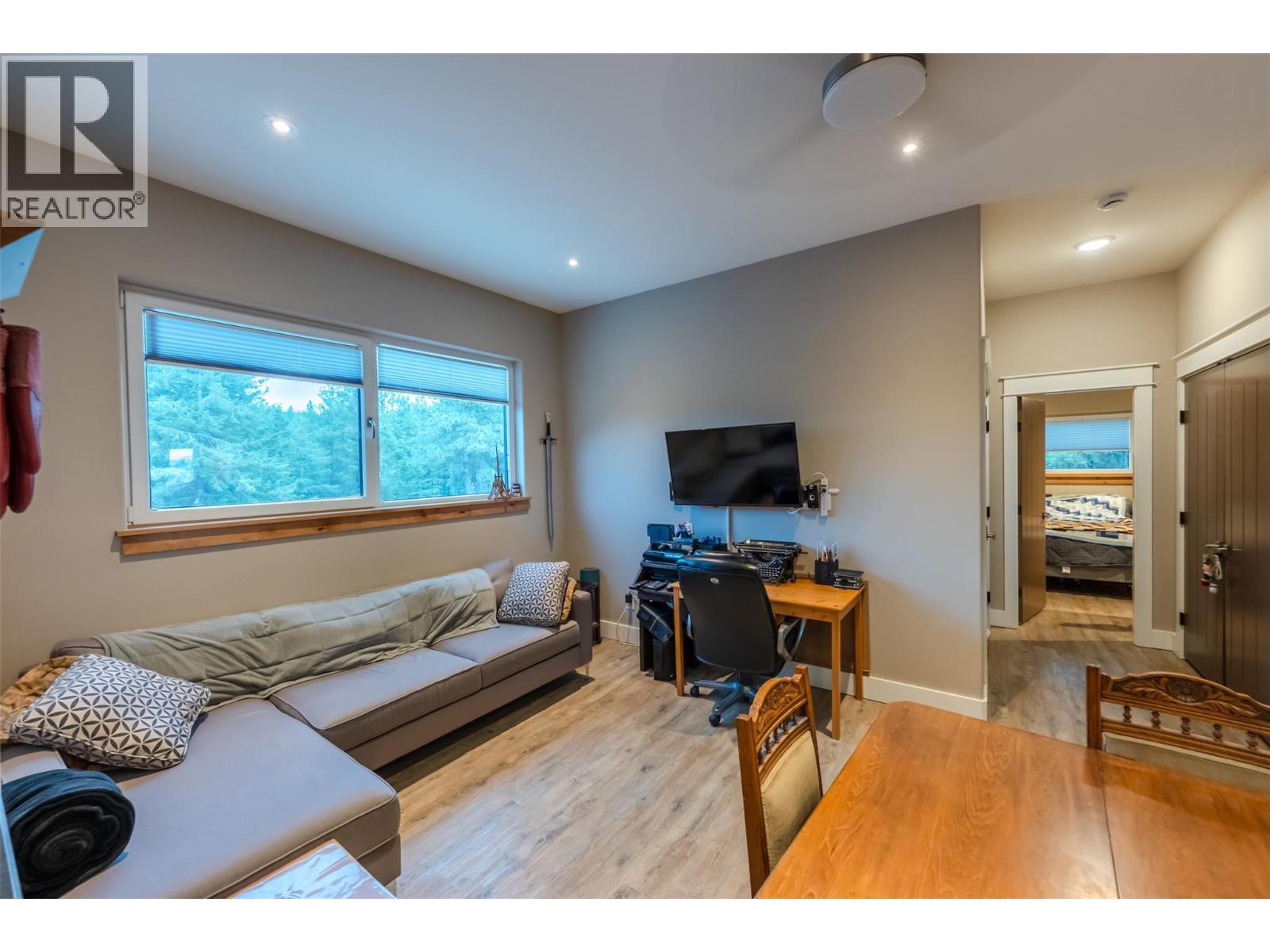 935 Eagle Place - 46