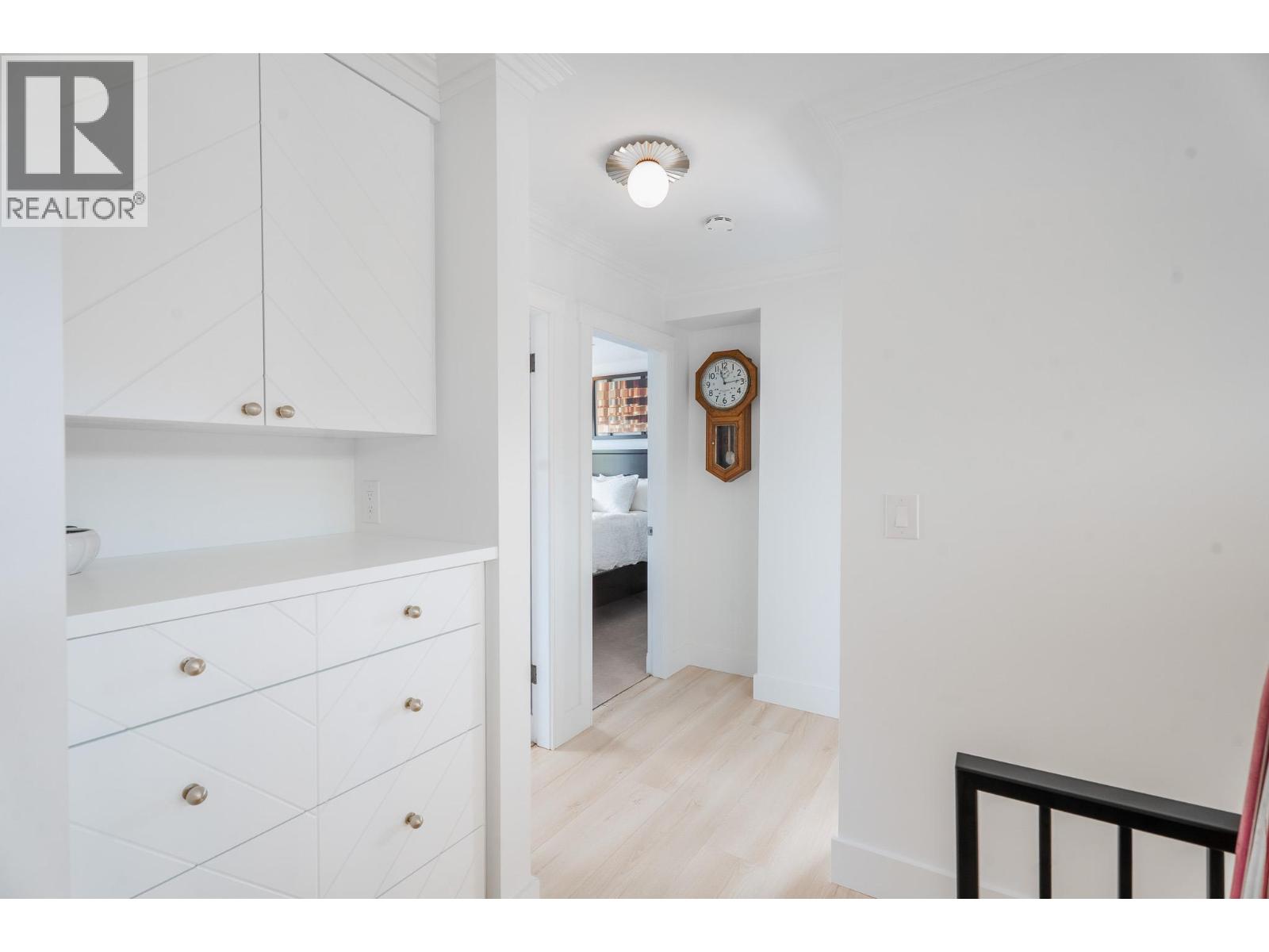 603 PORTERFIELD Road - 36