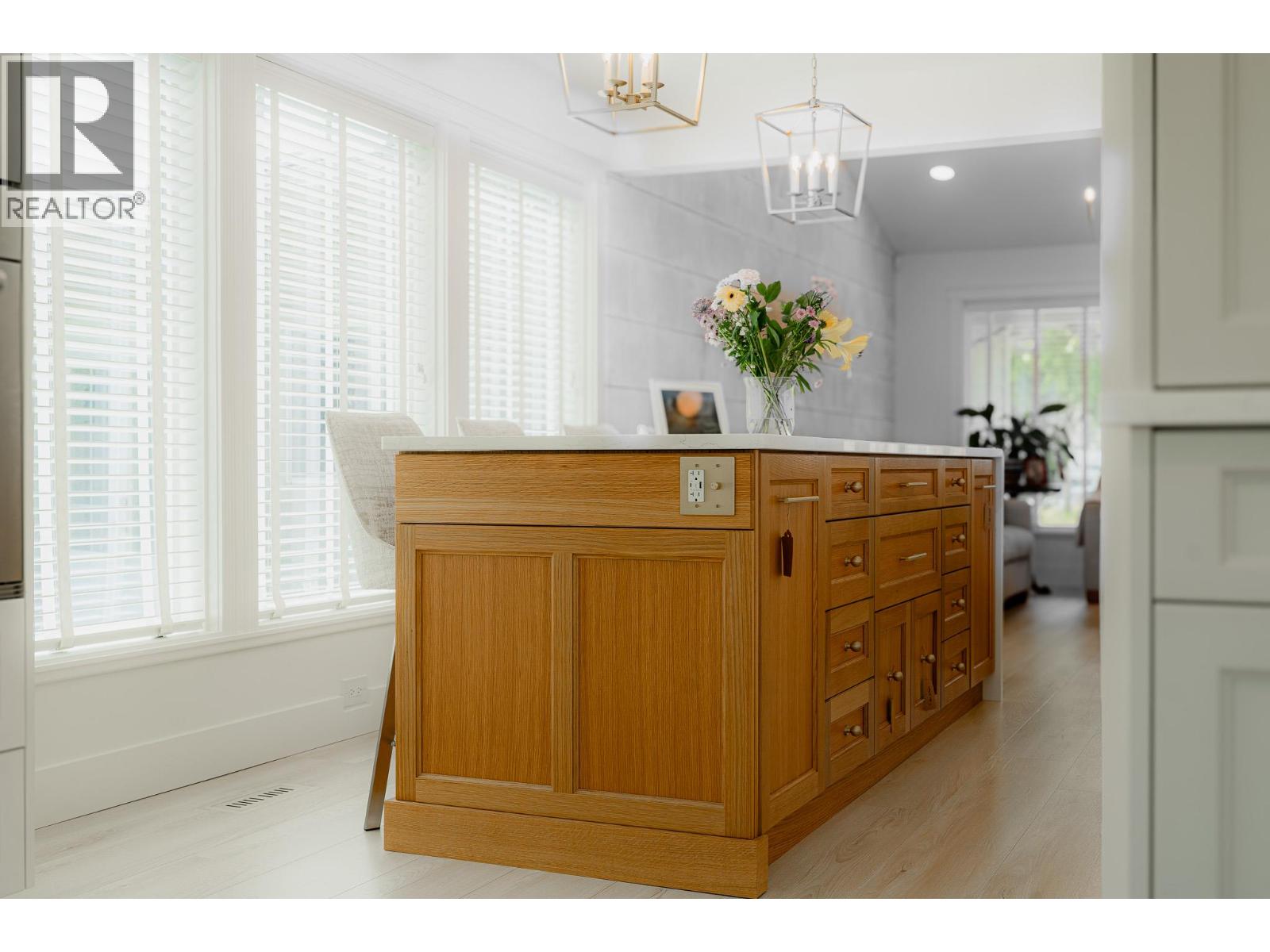 603 PORTERFIELD Road - Image 11