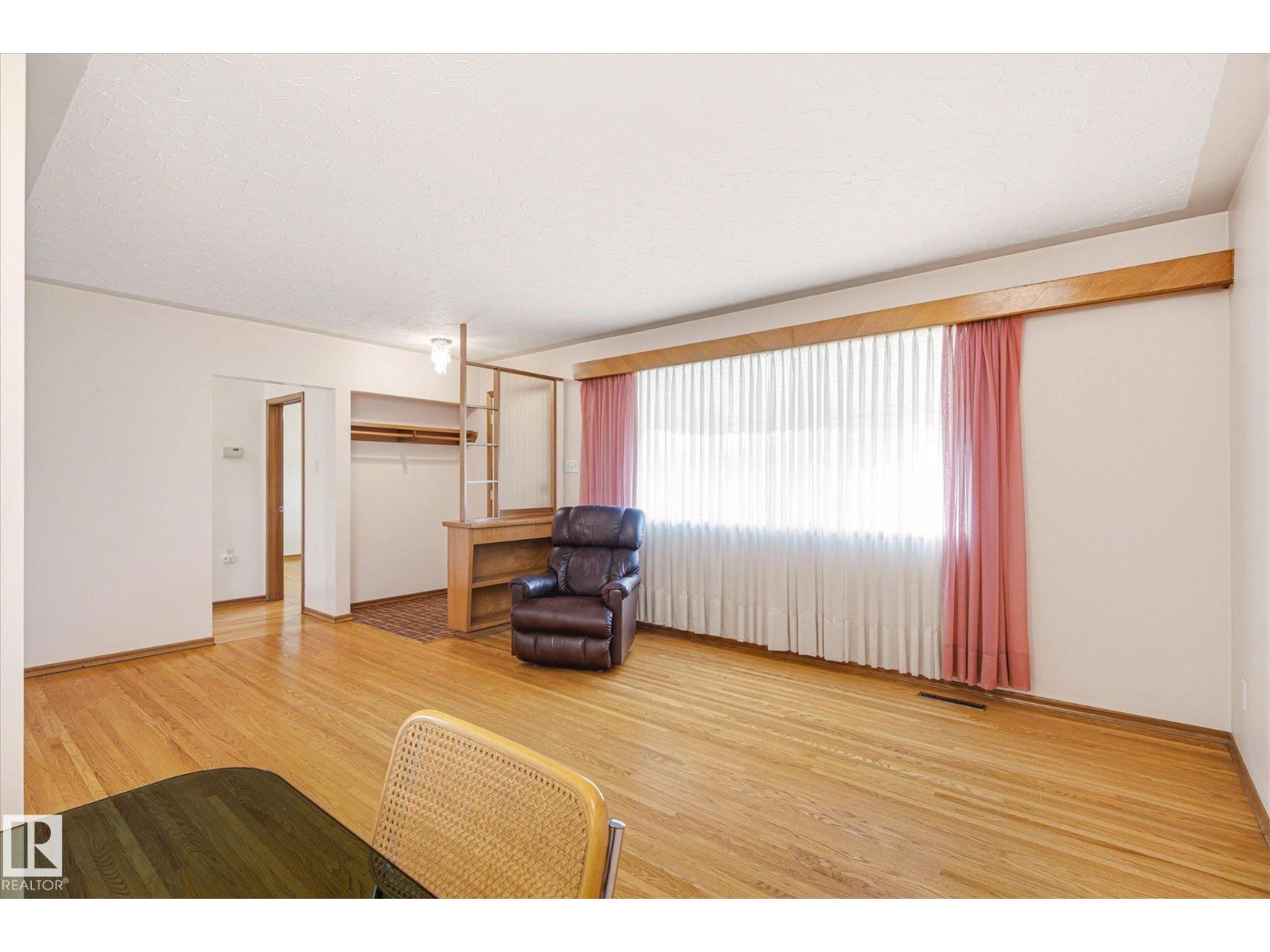 12324 133 AV NW — photo 14