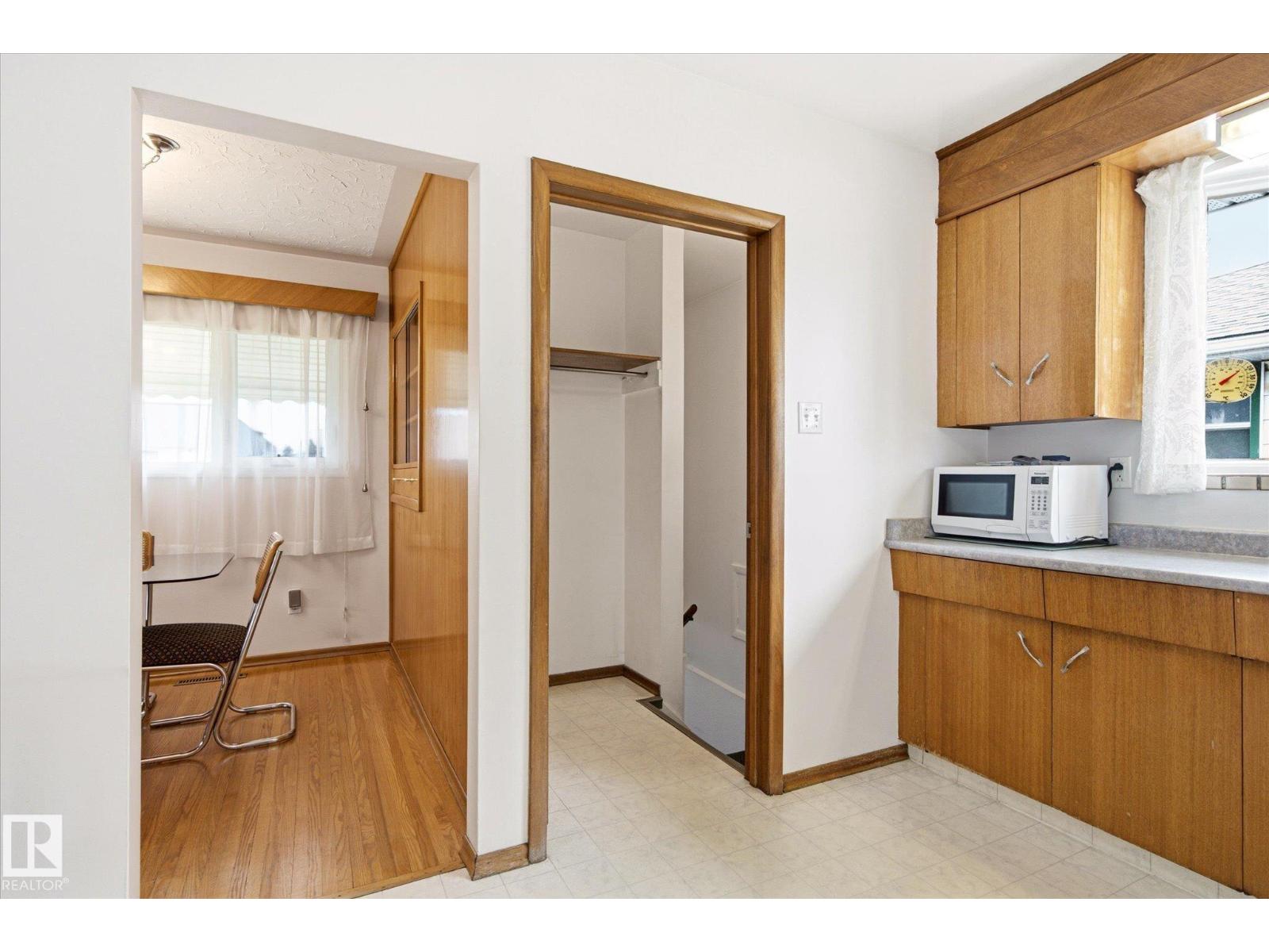 12324 133 AV NW — photo 31