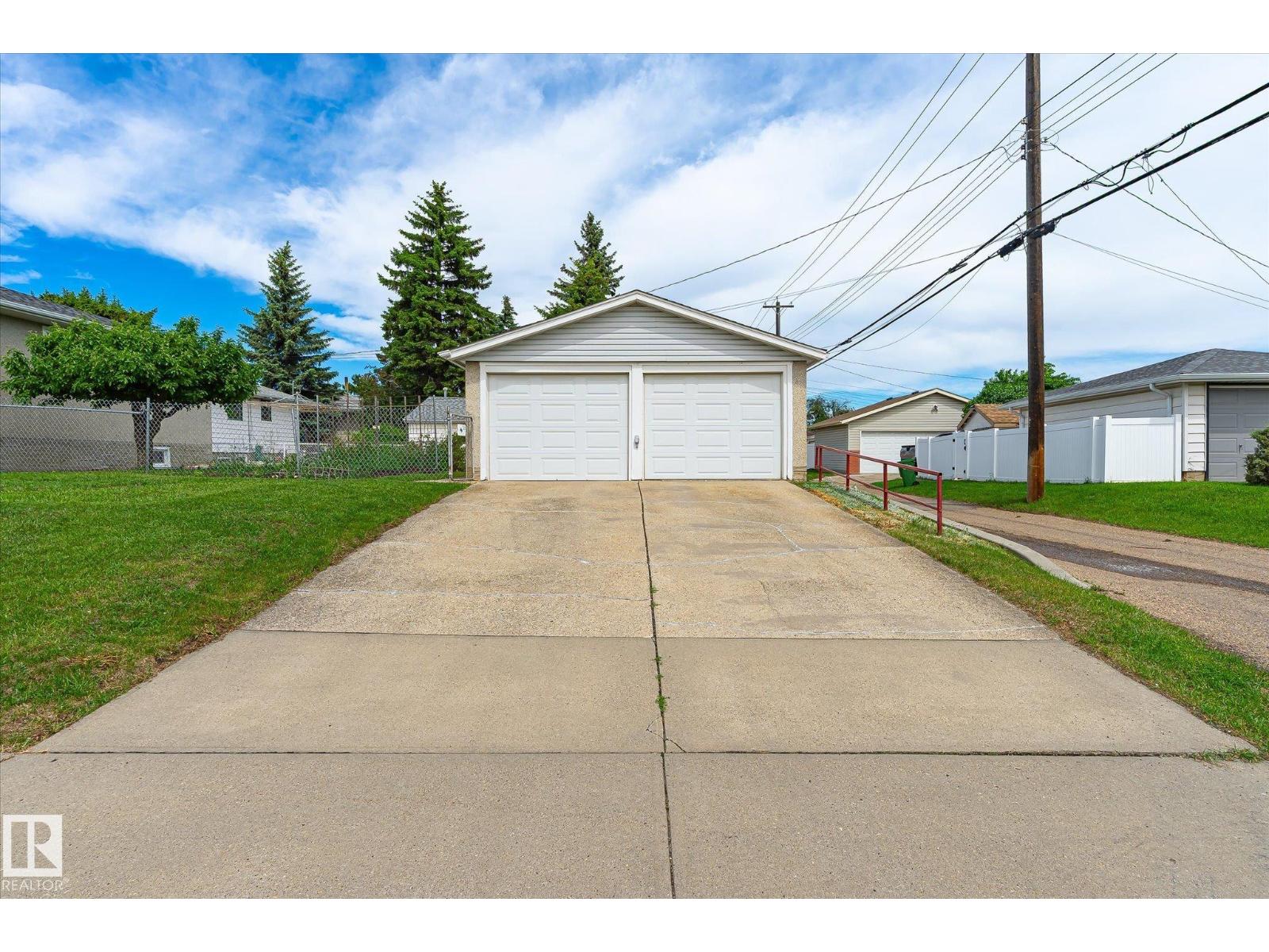12324 133 AV NW — photo 46