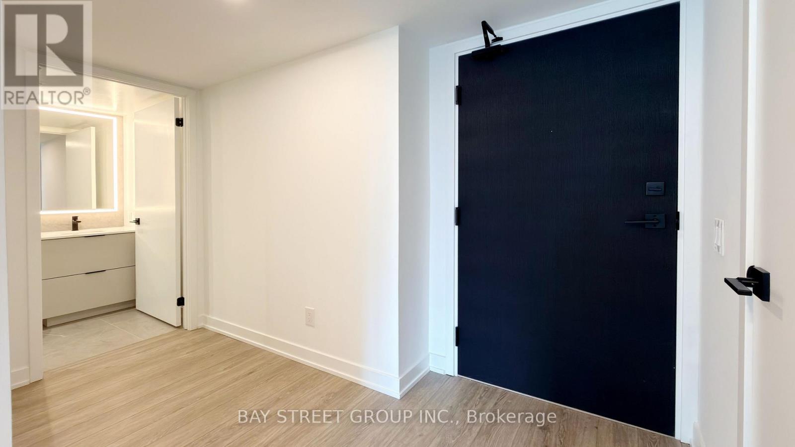 #1211 609 SHERBOURNE STREET - 17