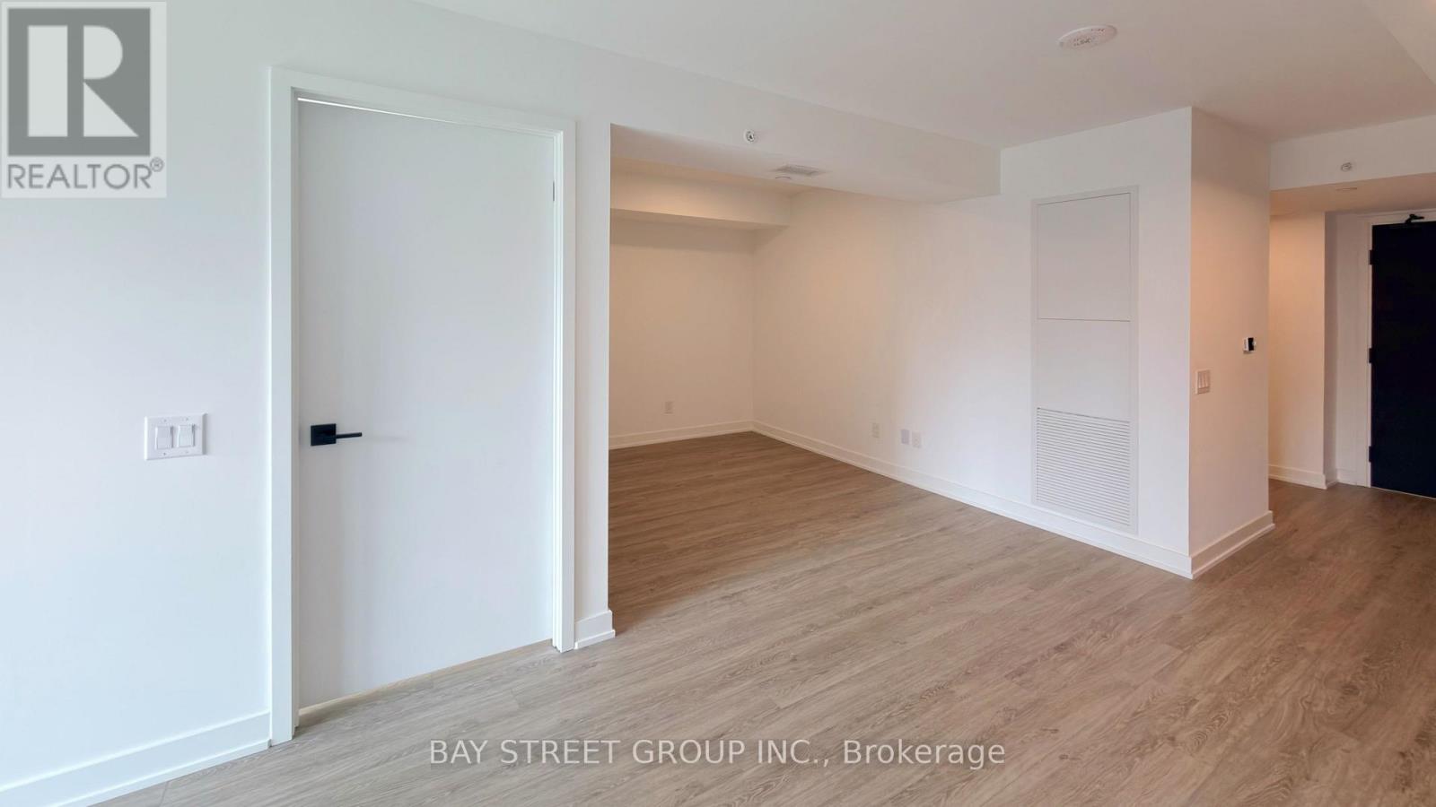 #1211 609 SHERBOURNE STREET - 4
