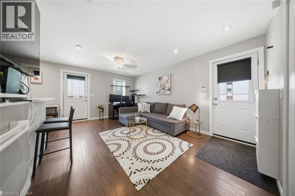 162 GRAND RIVER Avenue - 13