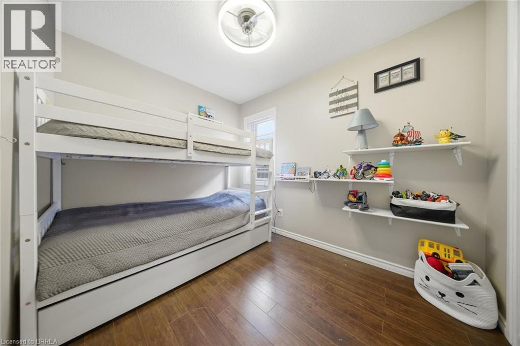 162 GRAND RIVER Avenue - 20