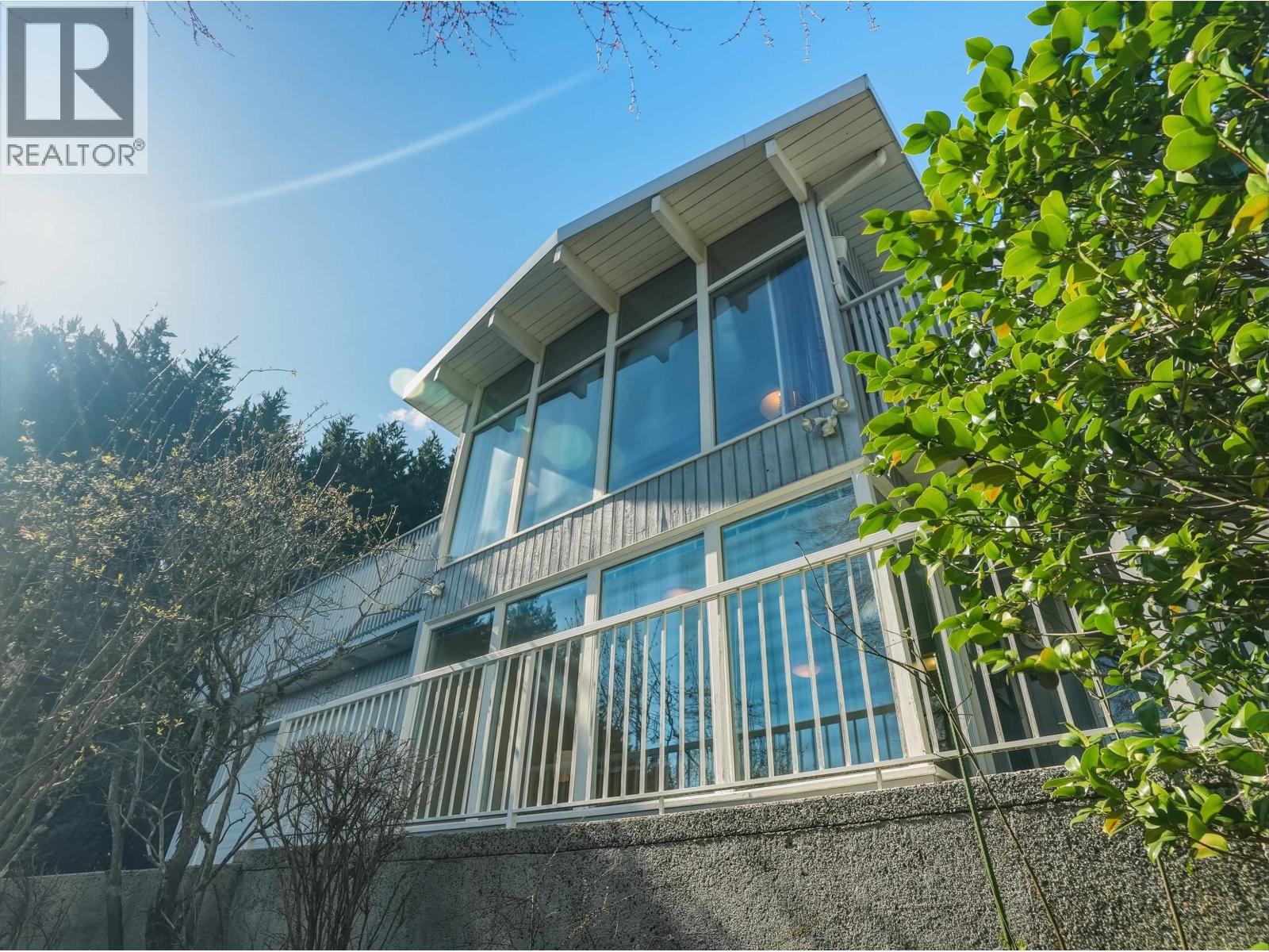 680 ST. ANDREWS ROAD, West Vancouver