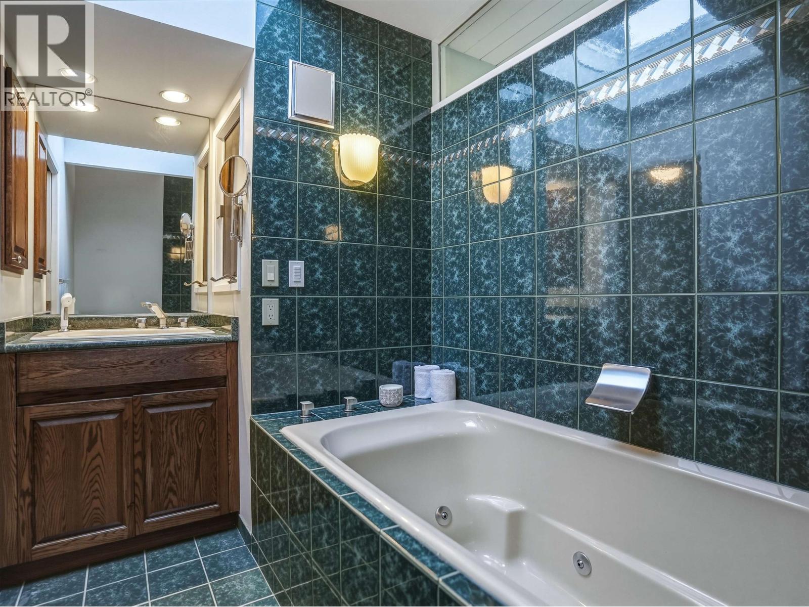 680 ST. ANDREWS ROAD, West Vancouver
