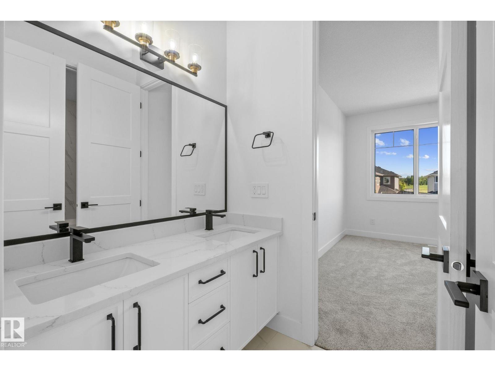 34 Avonlea WY - 33