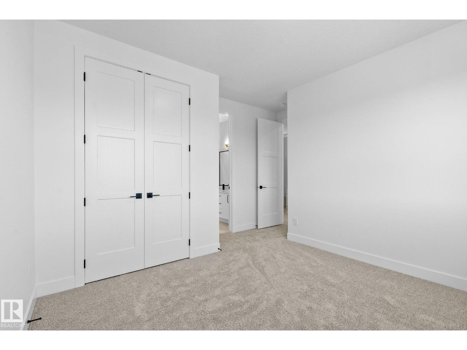 34 Avonlea WY - 35