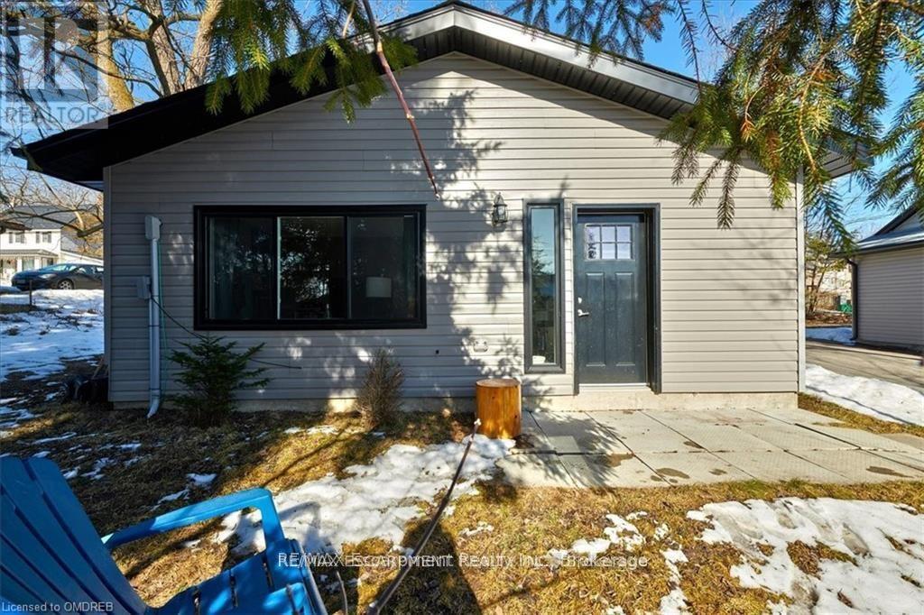 ##1, #2, #3 210 OWEN STREET - 24