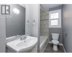 Bedroom - #1, #2, #3 - 210 Owen Street, Barrie, ON L4M3J2 Photo 7