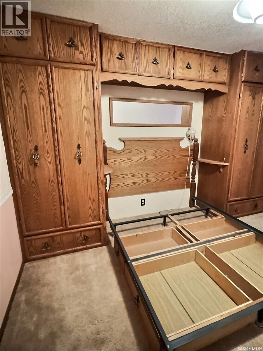 609 Henry STREET — photo 13