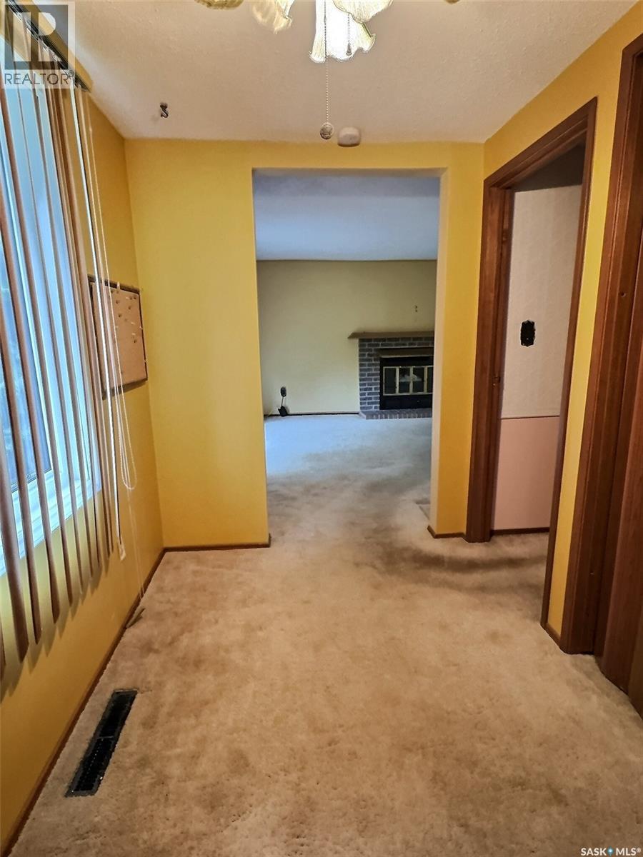 609 Henry STREET — photo 16