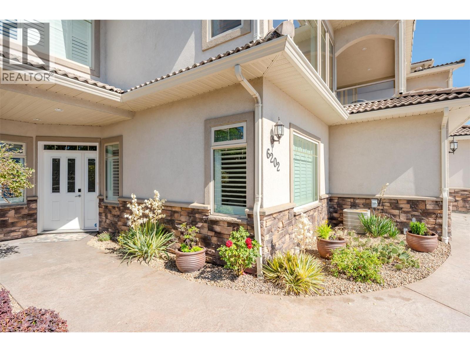 6202 89TH Street - 54