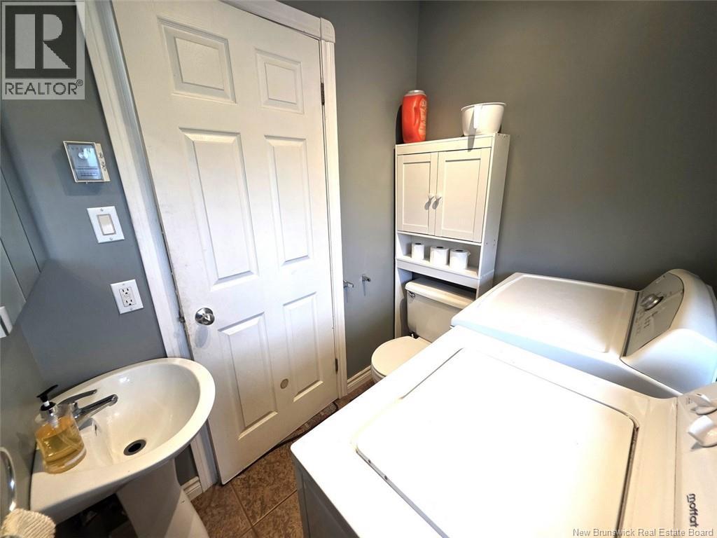 542 Saint-Francois Street - 32