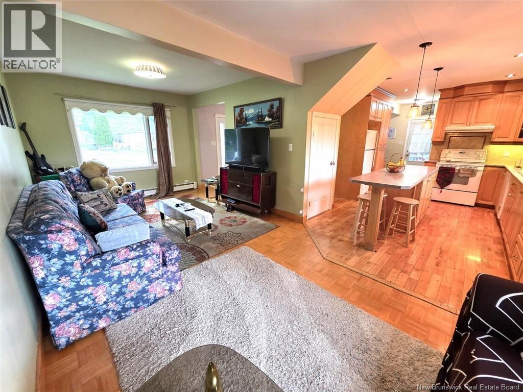 542 Saint-Francois Street - 14