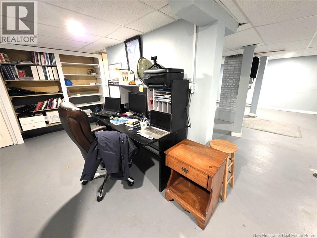 542 Saint-Francois Street - 34