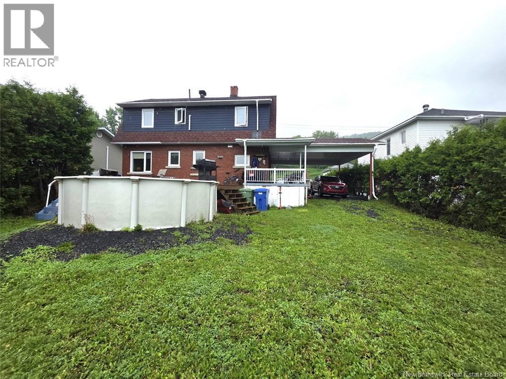 542 Saint-Francois Street - 43