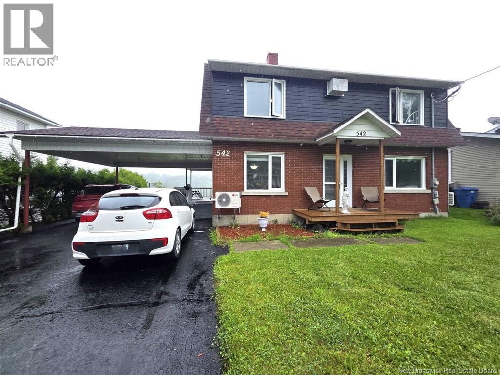 542 Saint-Francois Street - 38