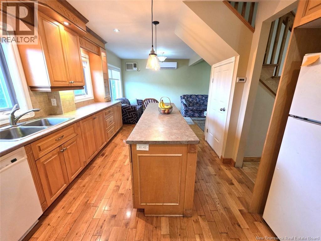 542 Saint-Francois Street - 7