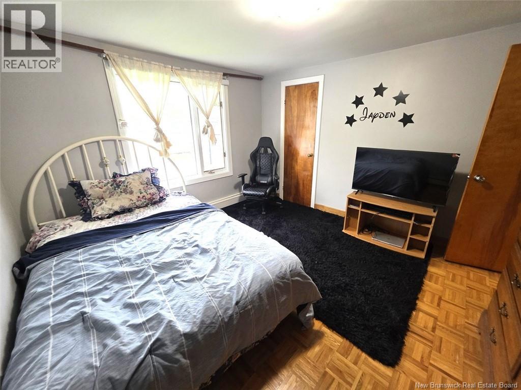542 Saint-Francois Street - 22