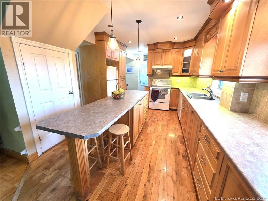 542 Saint-Francois Street - 10