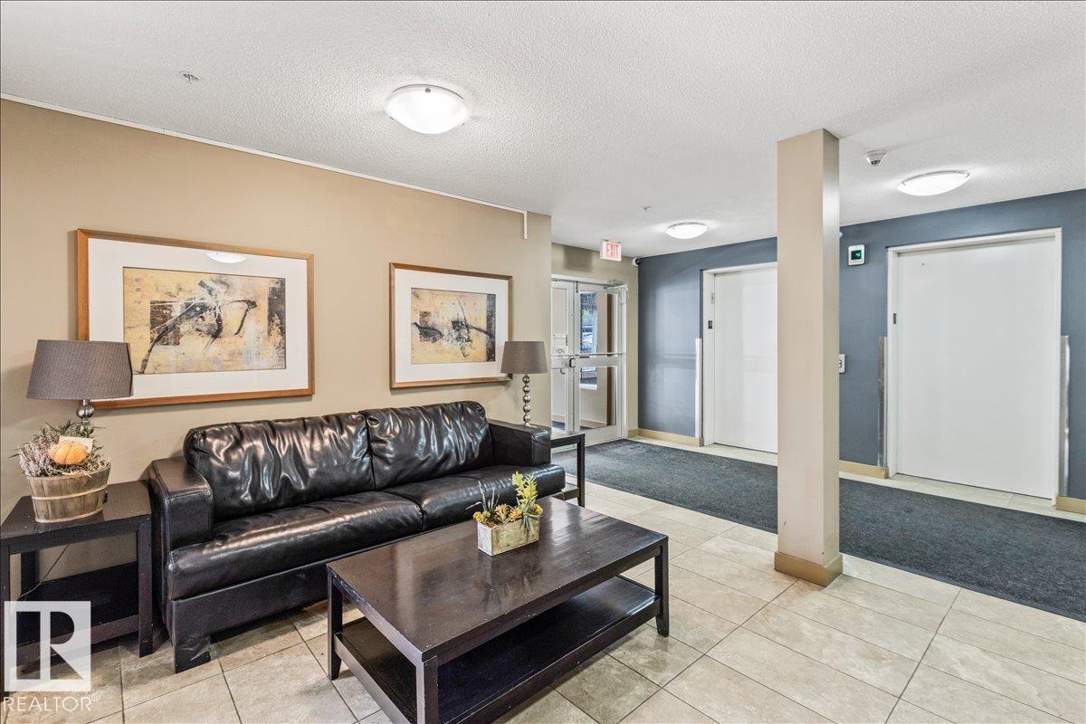 #218 17003 67 AV NW - 4
