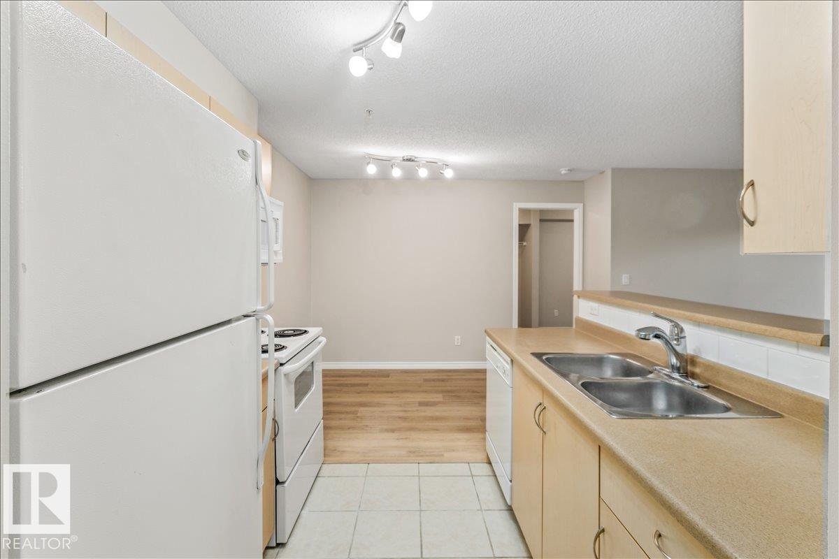 #218 17003 67 AV NW - 11