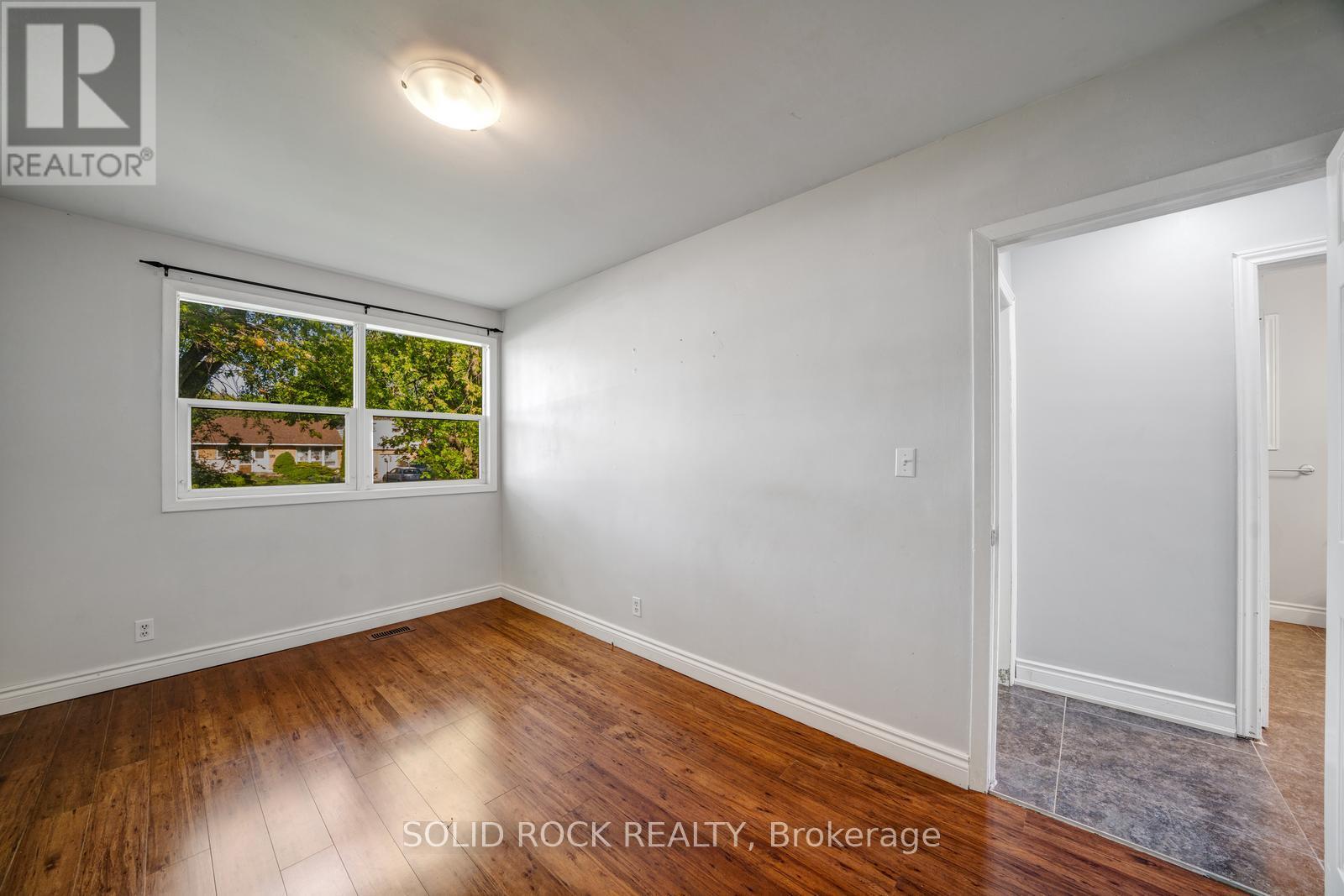 19 COVERDALE AVENUE - 13