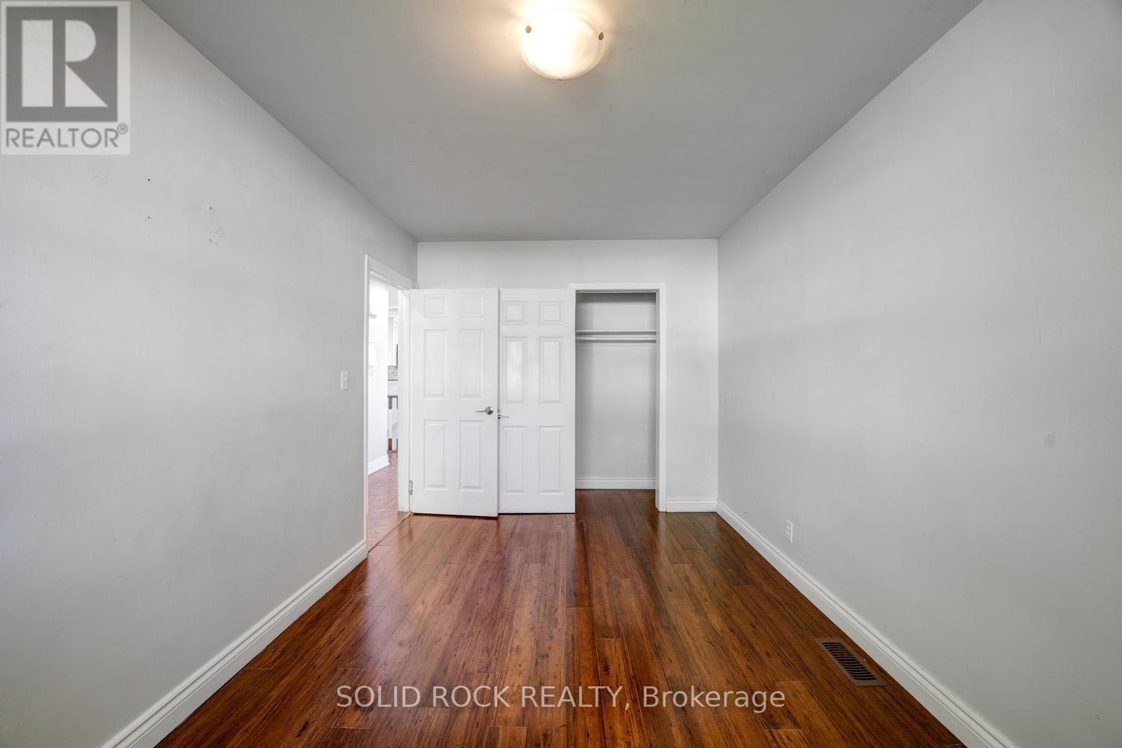 19 COVERDALE AVENUE - 14